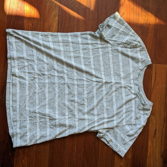 Stripped T-shit - Picture 3 of 4